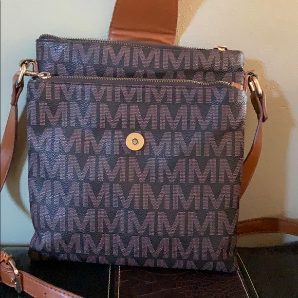 SOLD - Picture 4 of 7